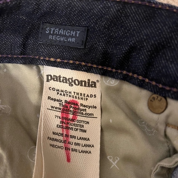 Patagonia Straight Leg Jeans - Dark Wash EUC - Picture 4 of 4